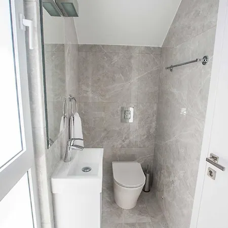 Villa Vie Blue 2